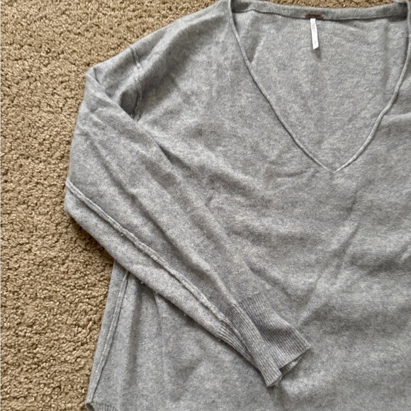 Free People V neck Sweater - Picture 2 of 7